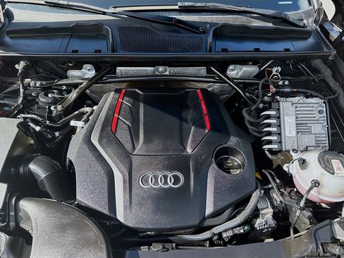 Used 2022 Audi SQ5 Premium Plus image 33