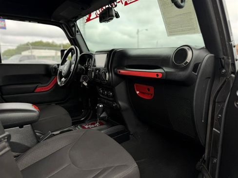 Used 2017 Jeep Wrangler Unlimited Sport w/ Quick Order Package 24S AWD/4WD image 27