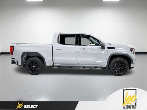 Used 2024 GMC Sierra 1500 Elevation AWD/4WD image 6