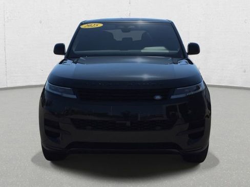 Used 2025 Land Rover Range Rover Sport SE AWD/4WD image 2
