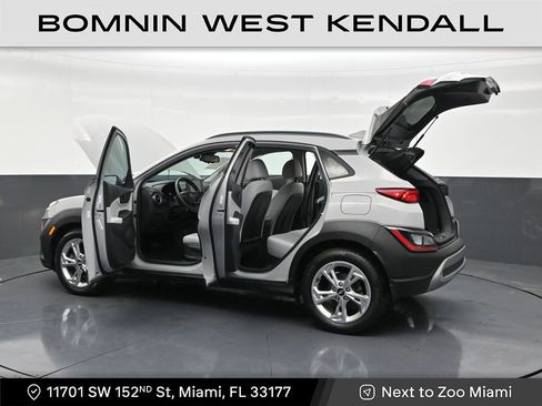 Used 2022 Hyundai Kona SEL image 31