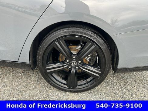 Used 2025 Honda Accord Sport image 33