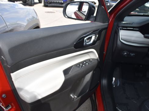 Used 2025 Jeep Compass Limited w/ Elite Group image 24