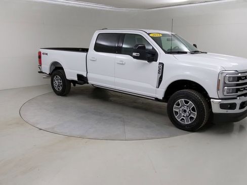 Used 2024 Ford F350 Lariat w/ Lariat Ultimate Package image 10