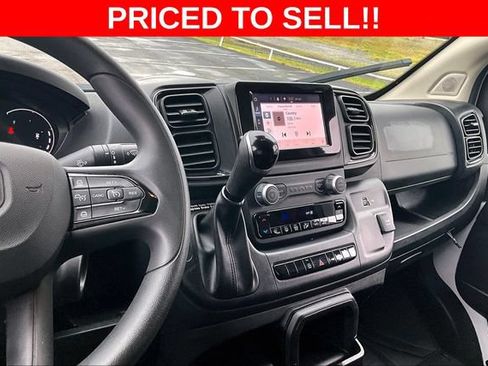 Used 2025 RAM ProMaster 2500 w/ U-Haul Equipment Group FWD image 9