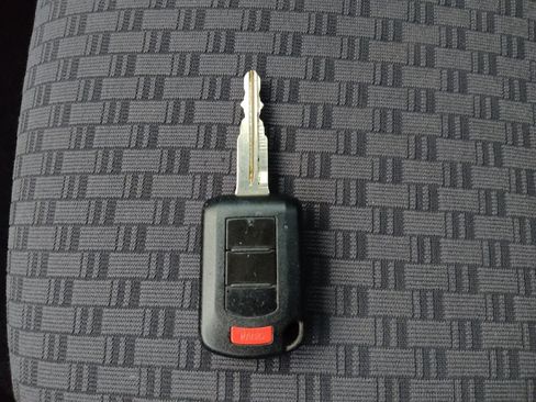 Used 2020 Mitsubishi Mirage SE image 32