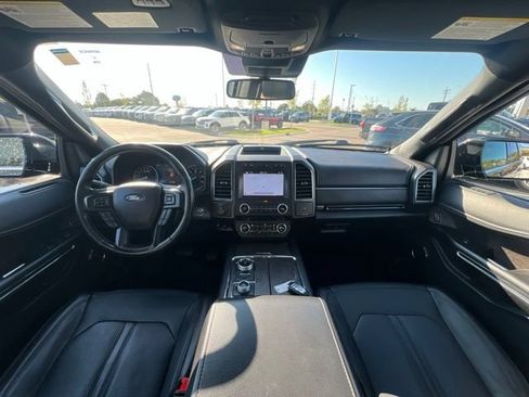 Used 2019 Ford Expedition Limited w/ Special Edition Package AWD/4WD image 19