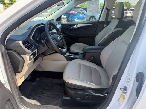 Used 2022 Ford Escape SEL AWD/4WD image 13