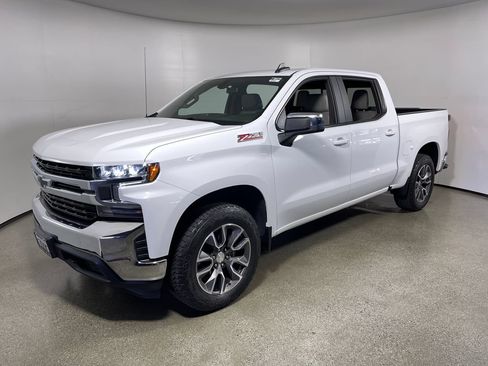 Used 2022 Chevrolet Silverado 1500 LT AWD/4WD image 7