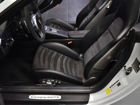 Used 2015 Porsche 911 Carrera 4 GTS image 19