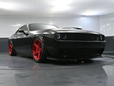 Used 2016 Dodge Challenger SRT Hellcat RWD image 70