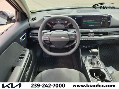 New 2026 Kia K4 FWD image 15