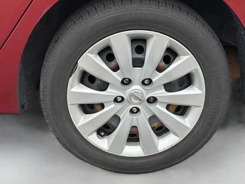 Used 2017 Nissan Sentra SV FWD image 8