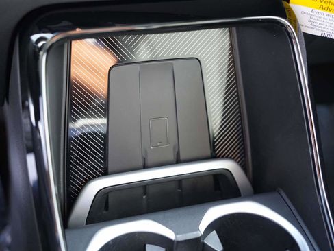 Used 2024 BMW X1 xDrive28i w/ Premium Package image 21