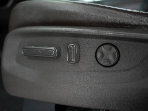 Used 2019 Honda Odyssey EX image 52