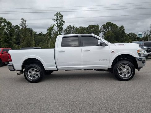 Used 2022 RAM 3500 Laramie AWD/4WD image 3