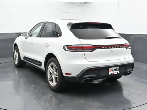 Used 2024 Porsche Macan AWD/4WD image 11