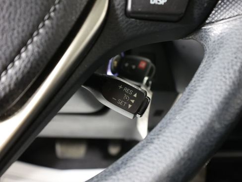 Used 2015 Toyota RAV4 XLE FWD image 34