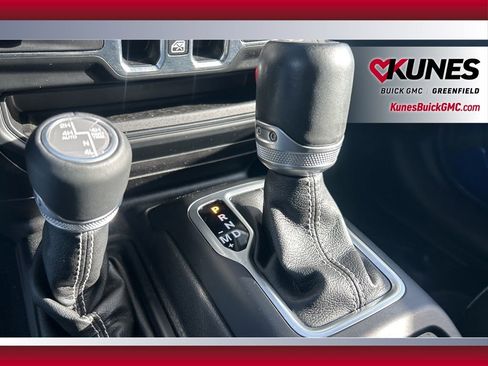 Used 2018 Jeep Wrangler Unlimited Moab w/ Quick Order Package 24M Moab image 30