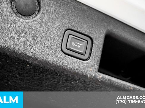 Used 2024 Chevrolet Equinox LT image 28