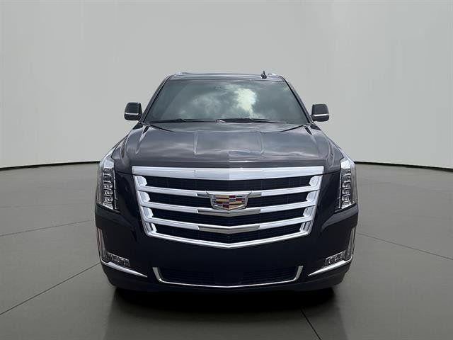Used 2019 Cadillac Escalade Premium Luxury AWD/4WD image 6