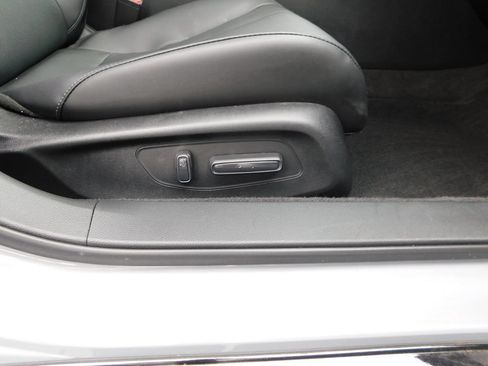 Used 2024 Honda Accord Sport image 19
