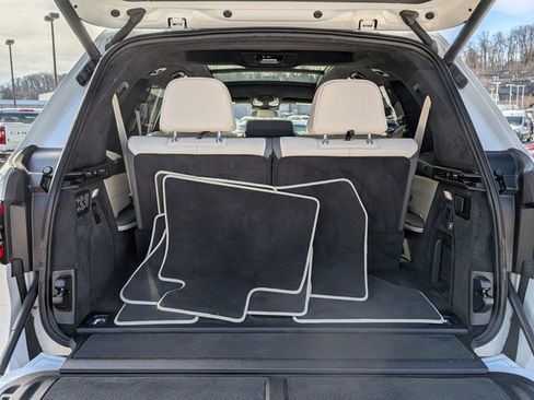 Certified 2024 BMW X7 xDrive40i w/ Premium Package image 6