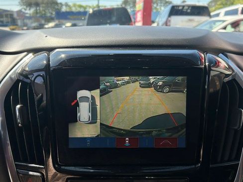 Used 2018 Chevrolet Traverse Premier AWD/4WD image 13