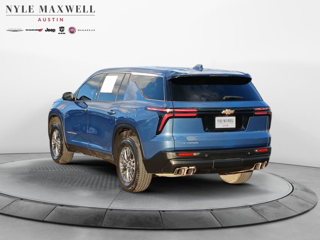 Used 2024 Chevrolet Traverse LS FWD image 14