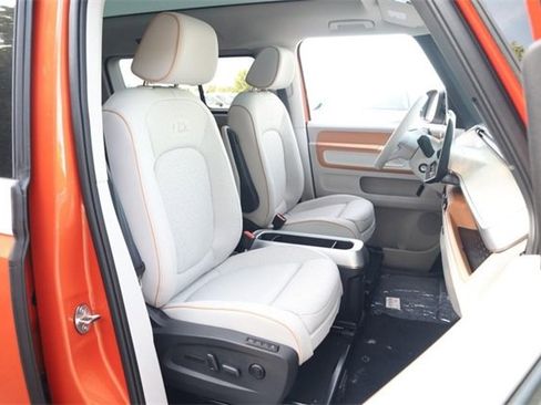 New 2025 Volkswagen ID. Buzz Pro S Plus image 26