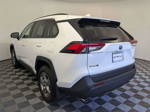Used 2024 Toyota RAV4 XLE w/ Convenience Package AWD/4WD image 7