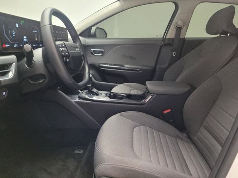 Used 2025 Kia K4 EX FWD image 17