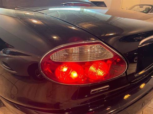 Used 2006 Jaguar XK8 Convertible RWD image 94