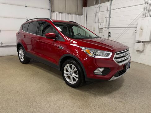 Certified 2019 Ford Escape SEL AWD/4WD image 5