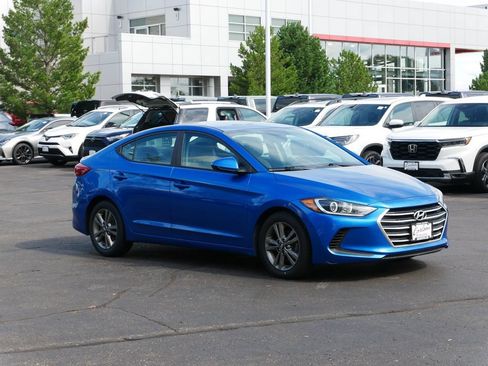 Used 2018 Hyundai Elantra SEL FWD image 2