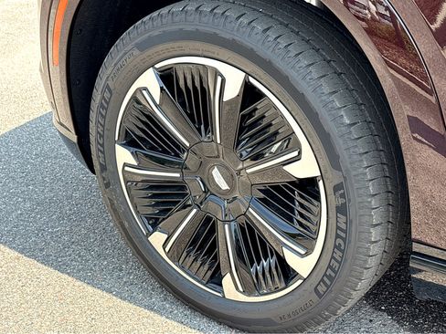 New 2026 Cadillac Escalade IQ Sport 1 image 22