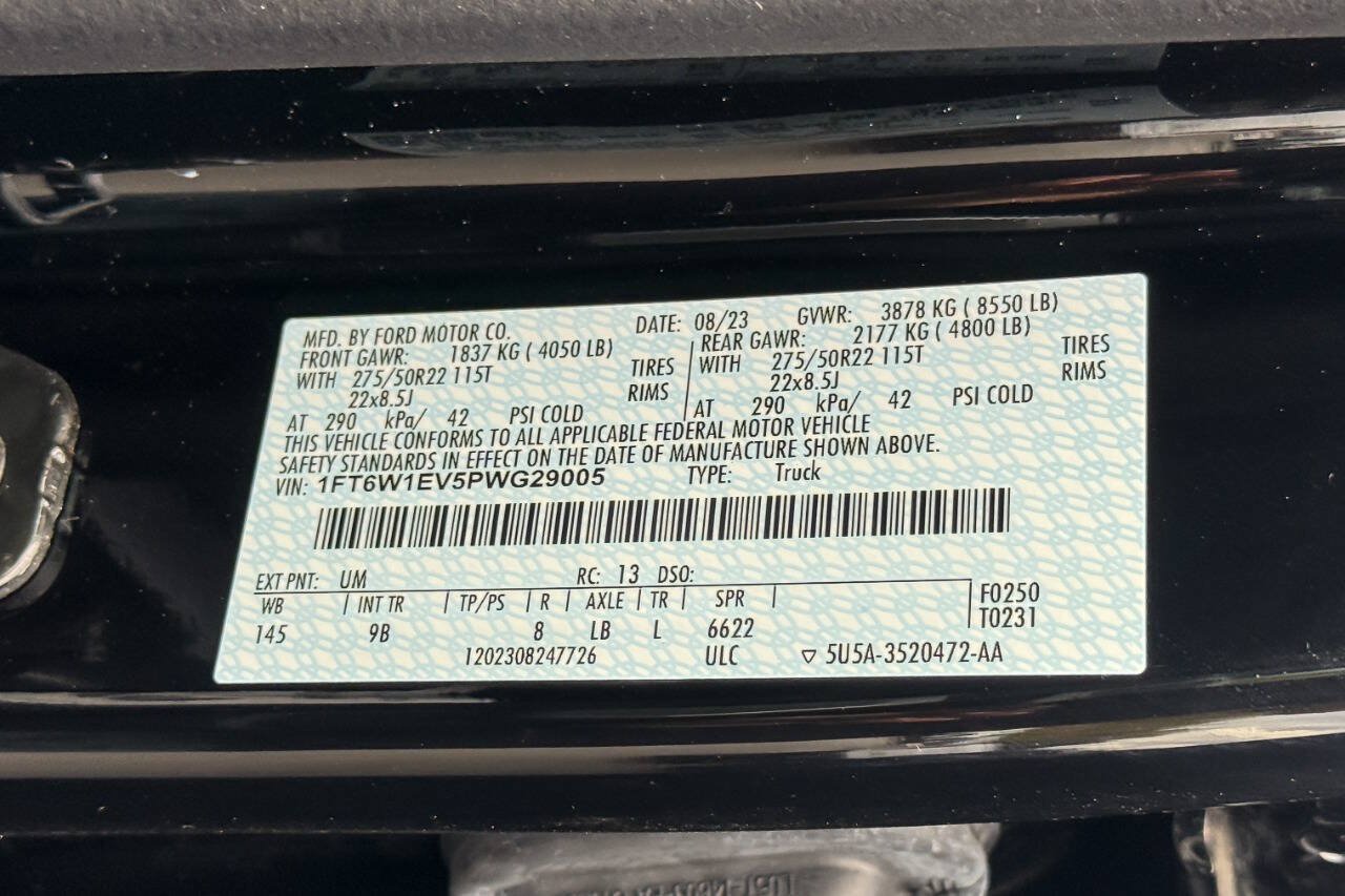 Used 2023 Ford F150 Lightning Platinum AWD/4WD image 29