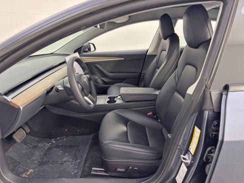 Used 2022 Tesla Model 3 Long Range image 17