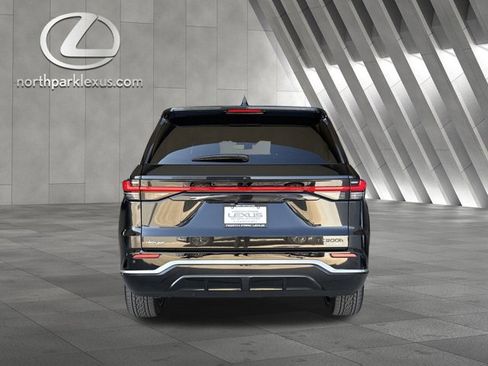 Certified 2026 Lexus TX 500h AWD w/ Technology Package image 8