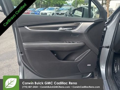 Used 2022 Cadillac XT6 Sport w/ Technology Package AWD/4WD image 15