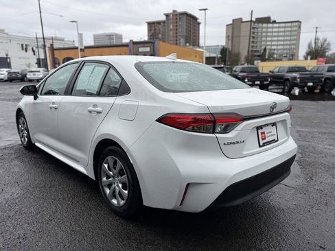 Certified 2024 Toyota Corolla LE image 5