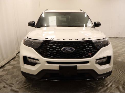 Certified 2023 Ford Explorer ST w/ Equipment Group 401A image 4