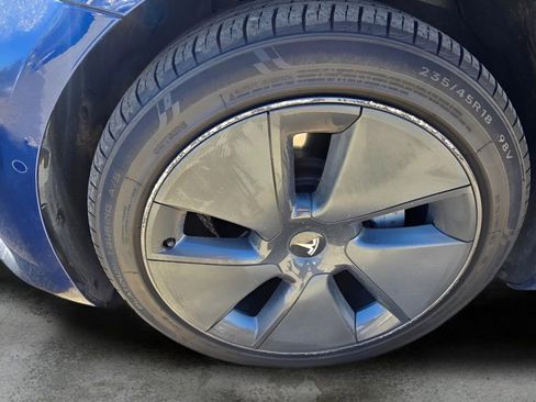 Used 2022 Tesla Model 3 Long Range image 17