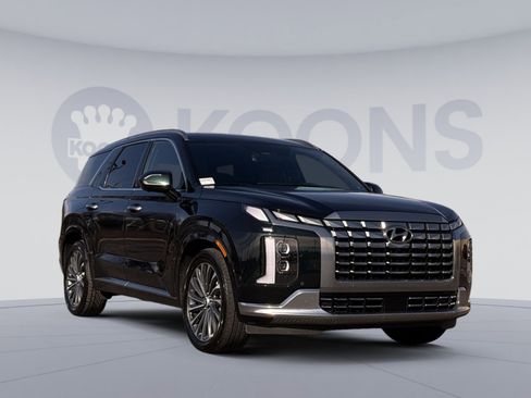 Used 2024 Hyundai Palisade Calligraphy image 10