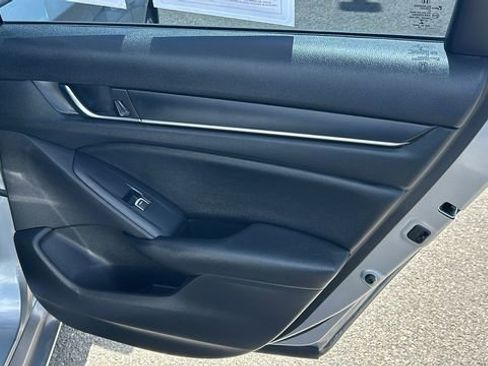 Used 2020 Honda Accord Sport image 12