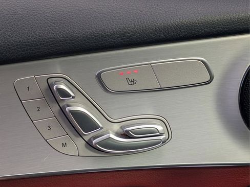 Used 2022 Mercedes-Benz GLC 300 image 18