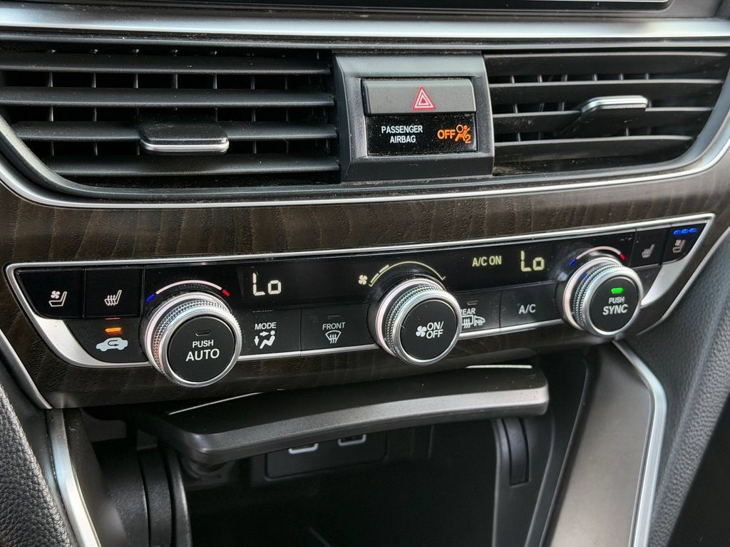 Used 2022 Honda Accord Touring image 20