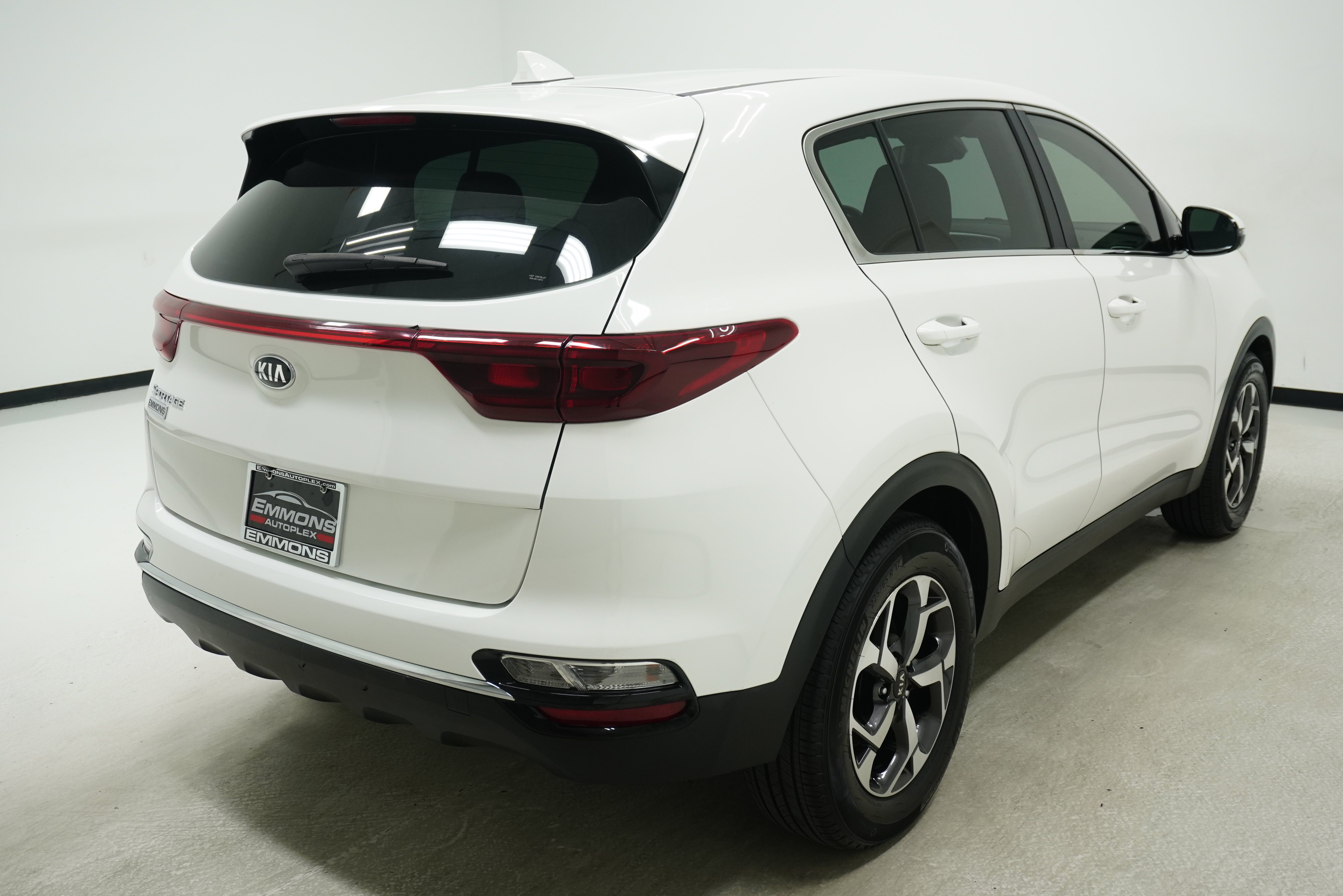 Used 2020 Kia Sportage LX w/ LX Popular Package FWD image 4