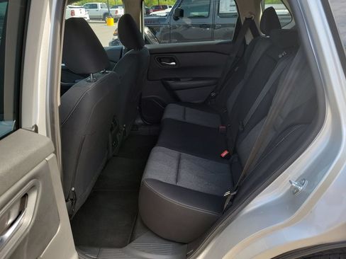 Used 2024 Nissan Rogue SV AWD/4WD image 27