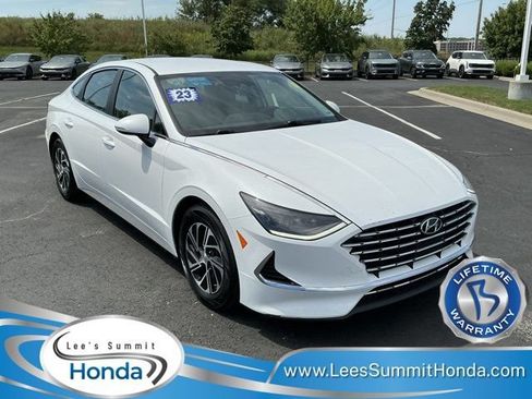 Used 2023 Hyundai Sonata Blue FWD image 1
